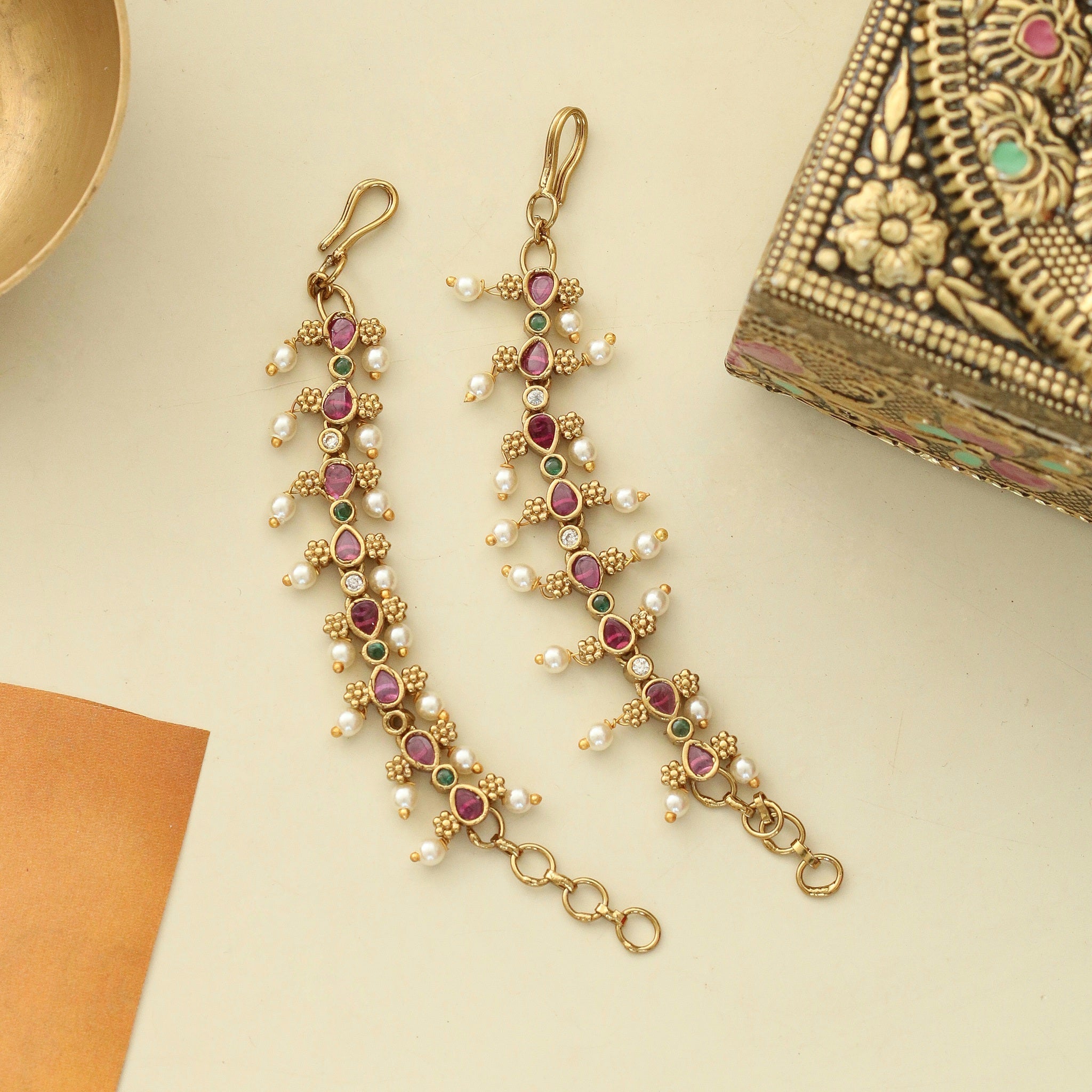 Pearl Intricated Mehendi Plated Matil