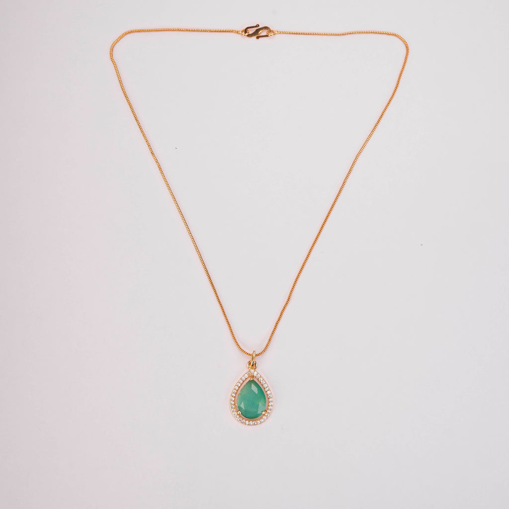 Oval Shape Gold‑Plated Pendant with chain