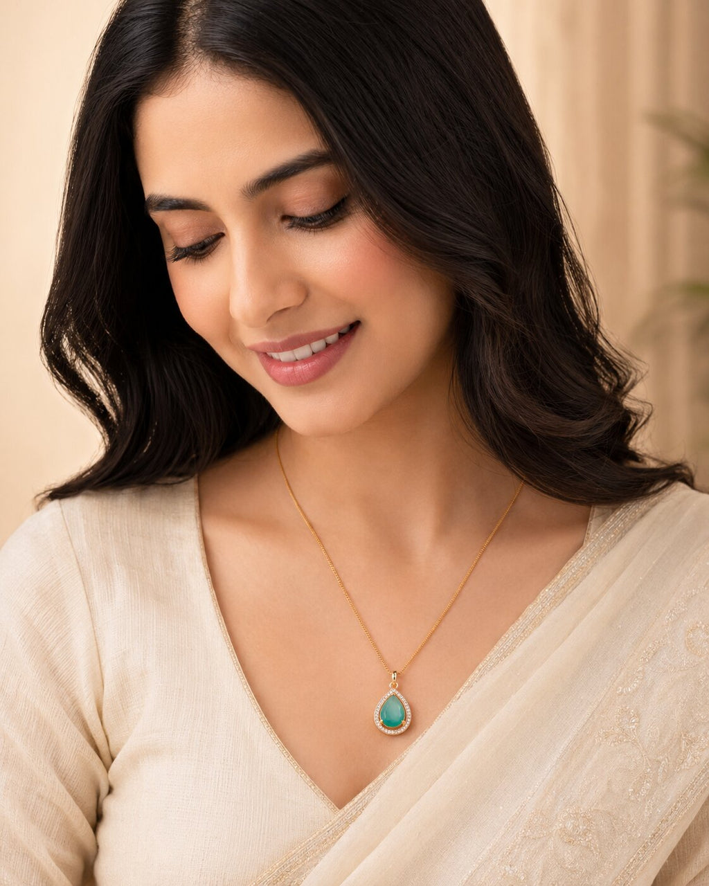 Oval Shape Gold‑Plated Pendant with chain