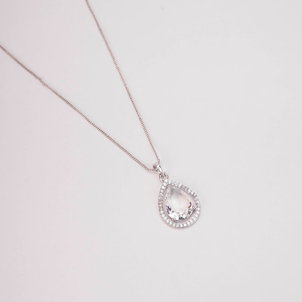 Oval Shape Rhodium Plated Pendant with chain