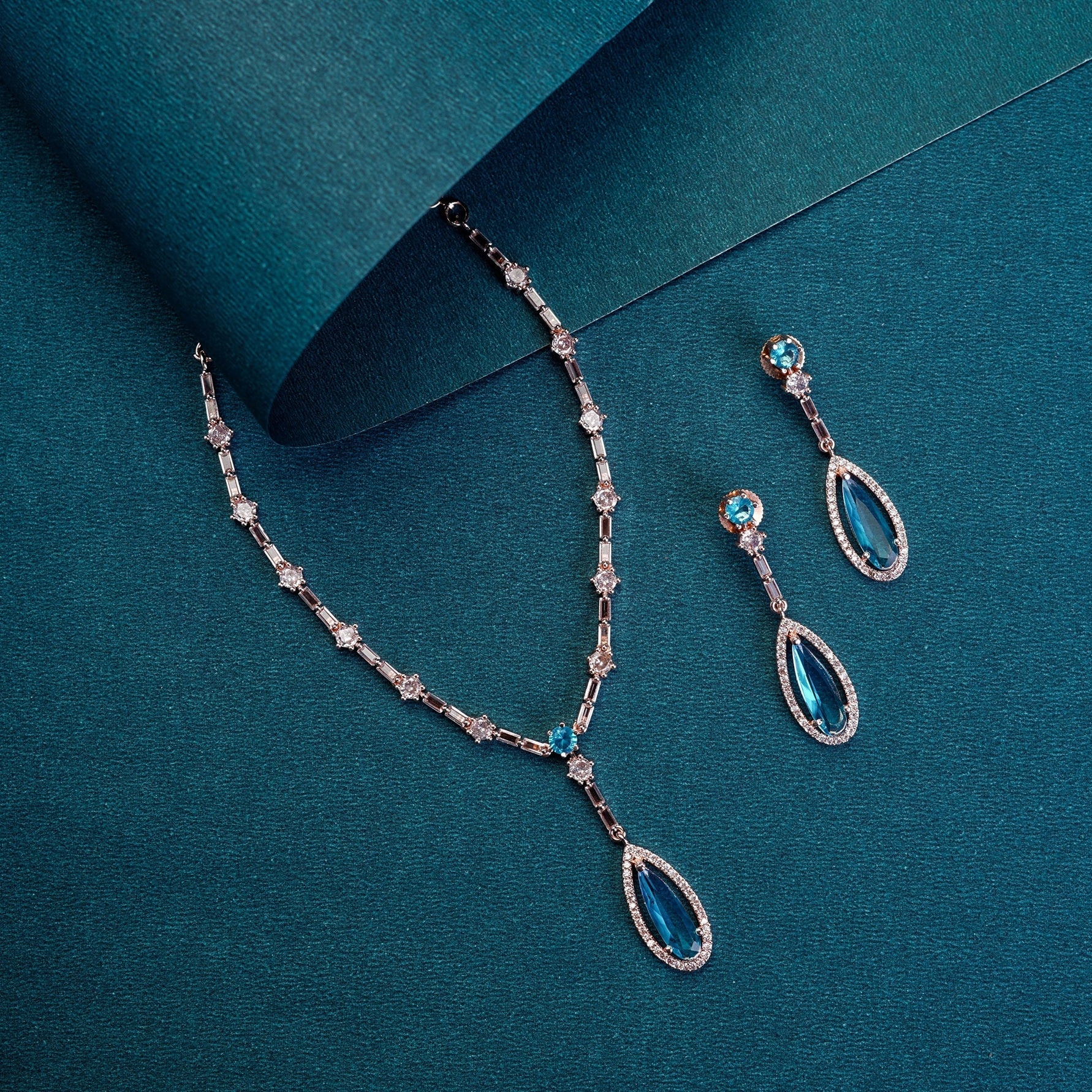 Luxury Celestial Rose Gold Necklace - Special Occasion Accessory