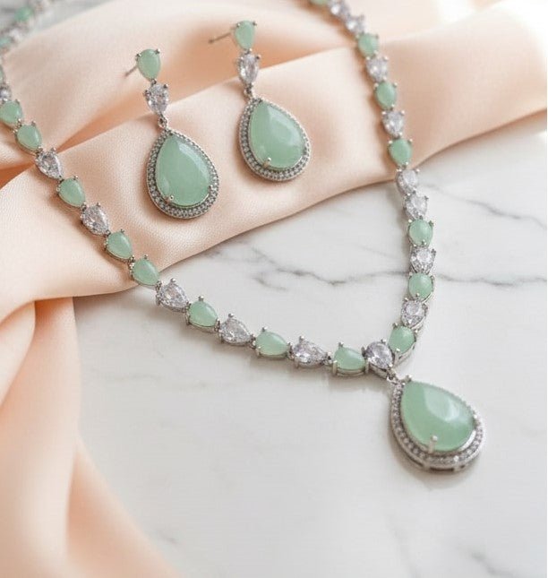 Amethyst Shine Necklace