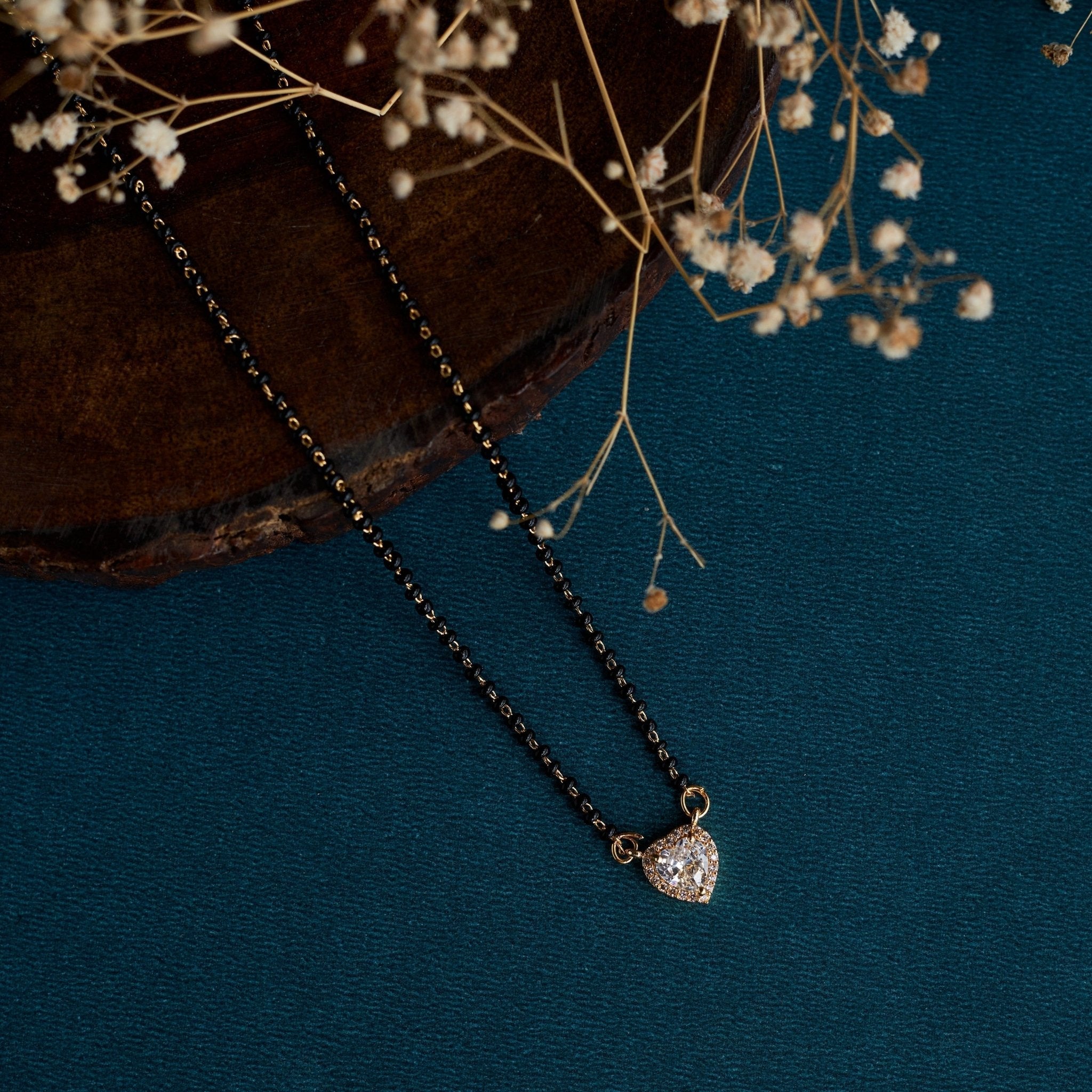 Auric Embrace Mangalsutra