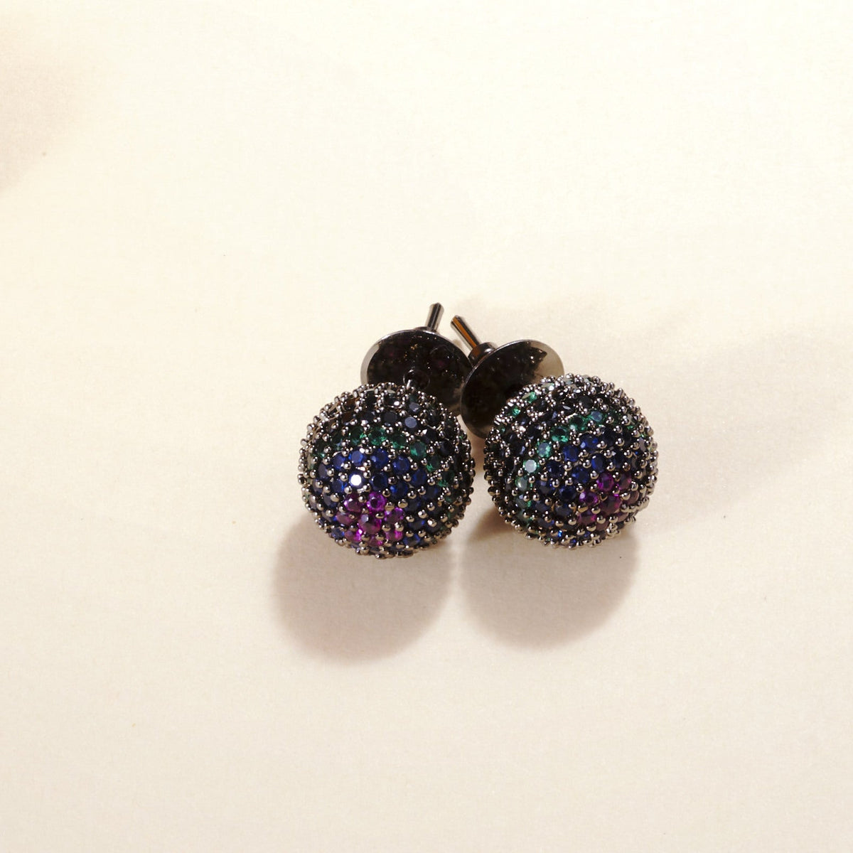 Black Round Diamond Stud Earrings