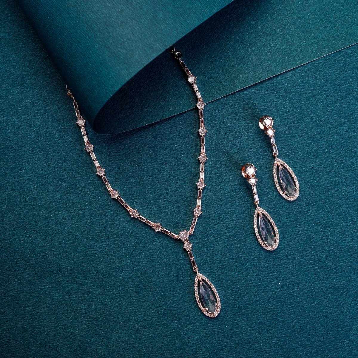 Luxury Celestial Rose Gold Necklace - Special Occasion Accessory