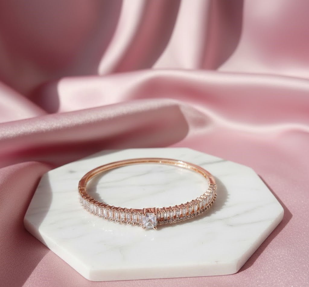 Elegance in White Rose Gold Bracelet
