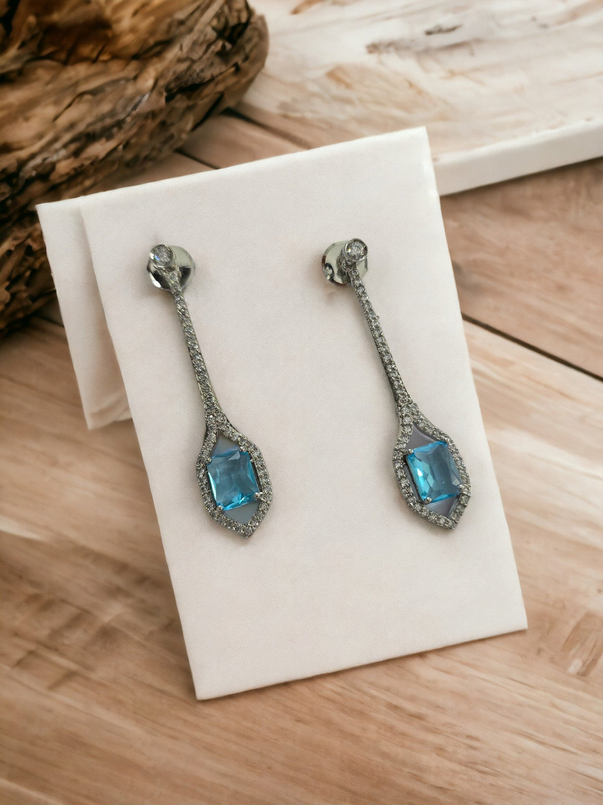 Elegance Rhodium Plated Crystal Earrings