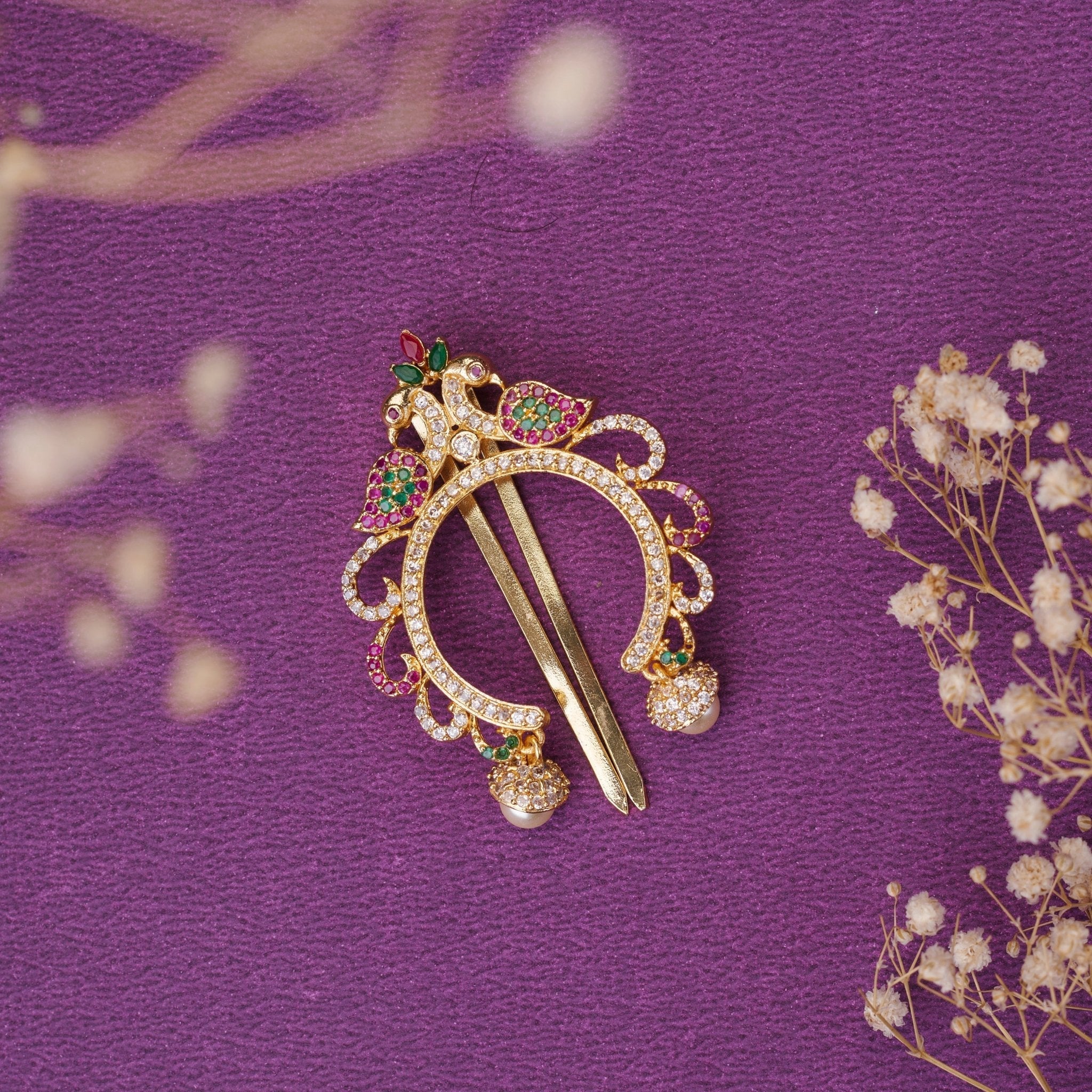 Elegant Attire Gold Plated Juda Pin