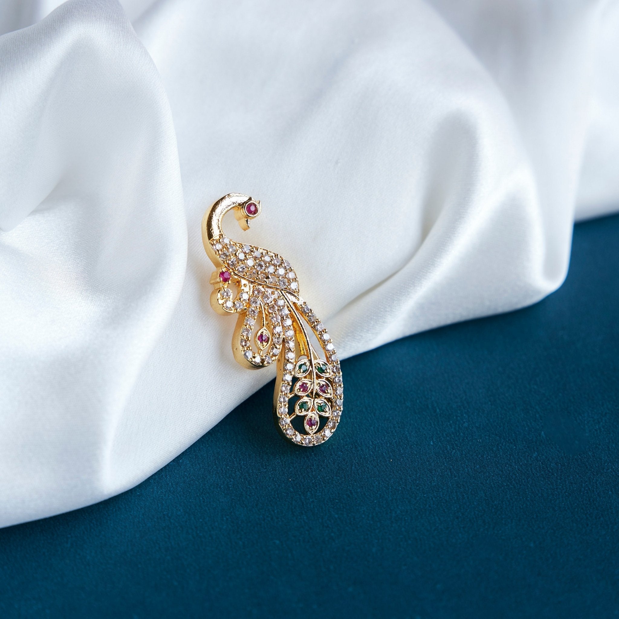 Embellished Bridal Wear Saree Pin