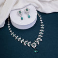 Flora Lumina Necklace Set