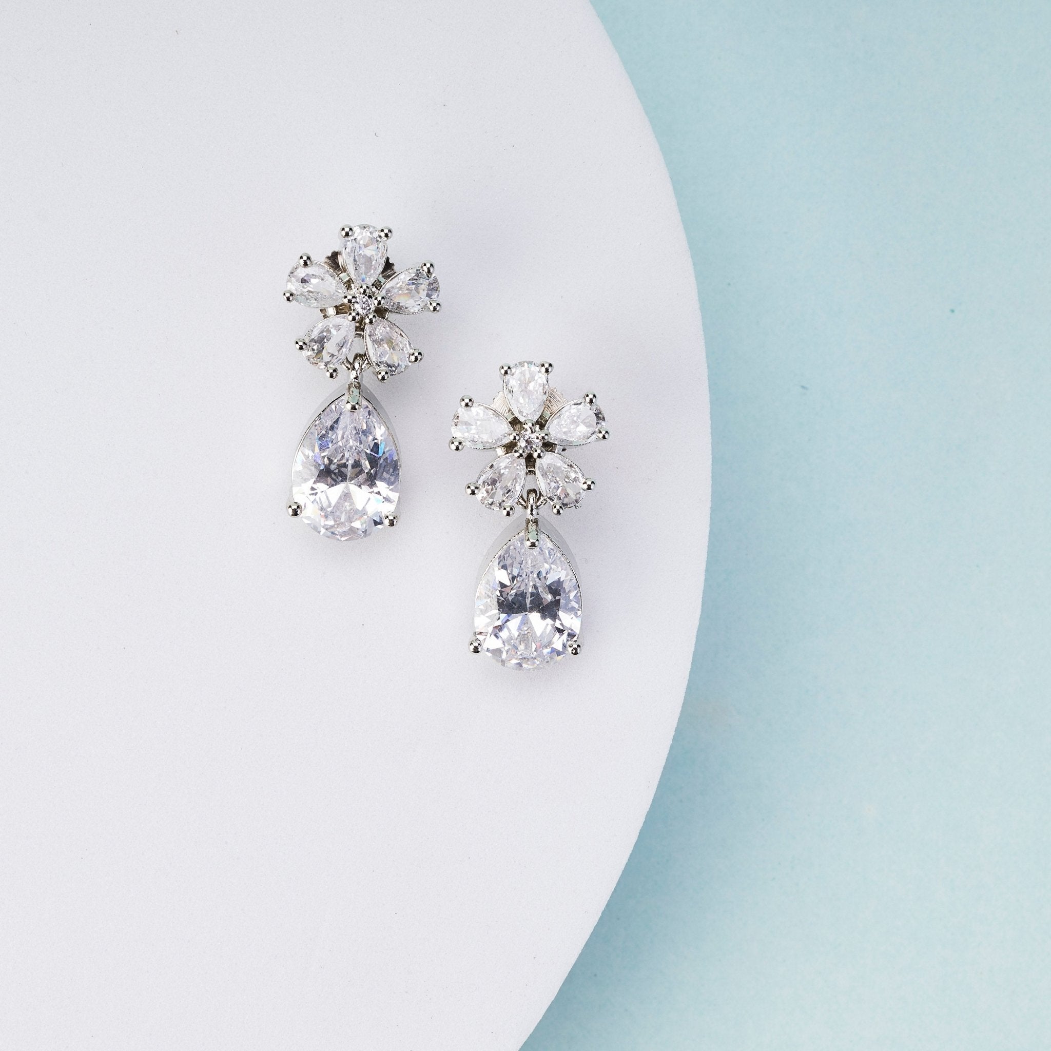 Floral Encanted Dewdrops