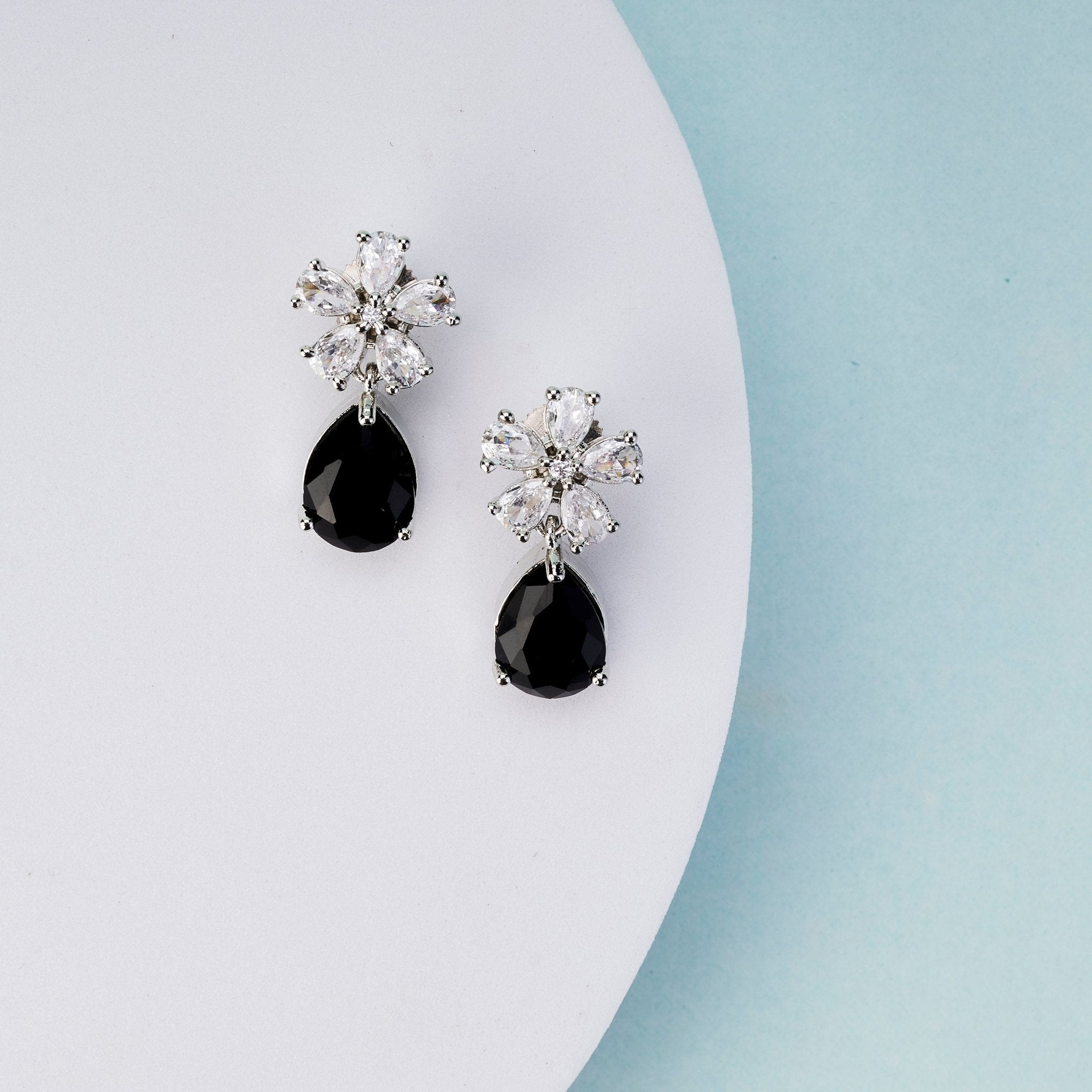 Floral Encanted Dewdrops