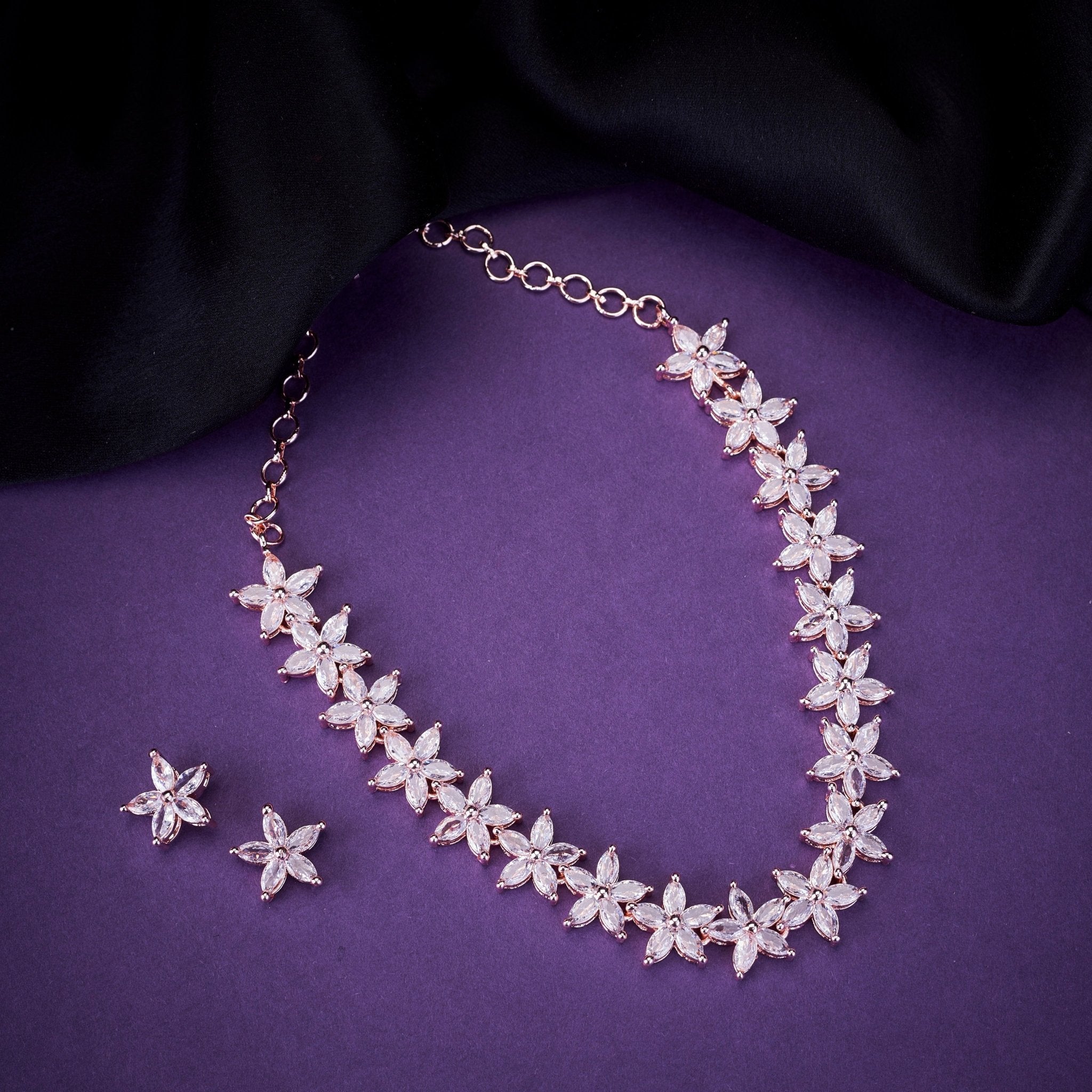 Graceful White Rose Necklace