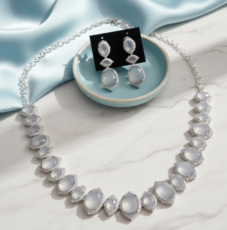 Grey Elegance Necklace in Rhodium