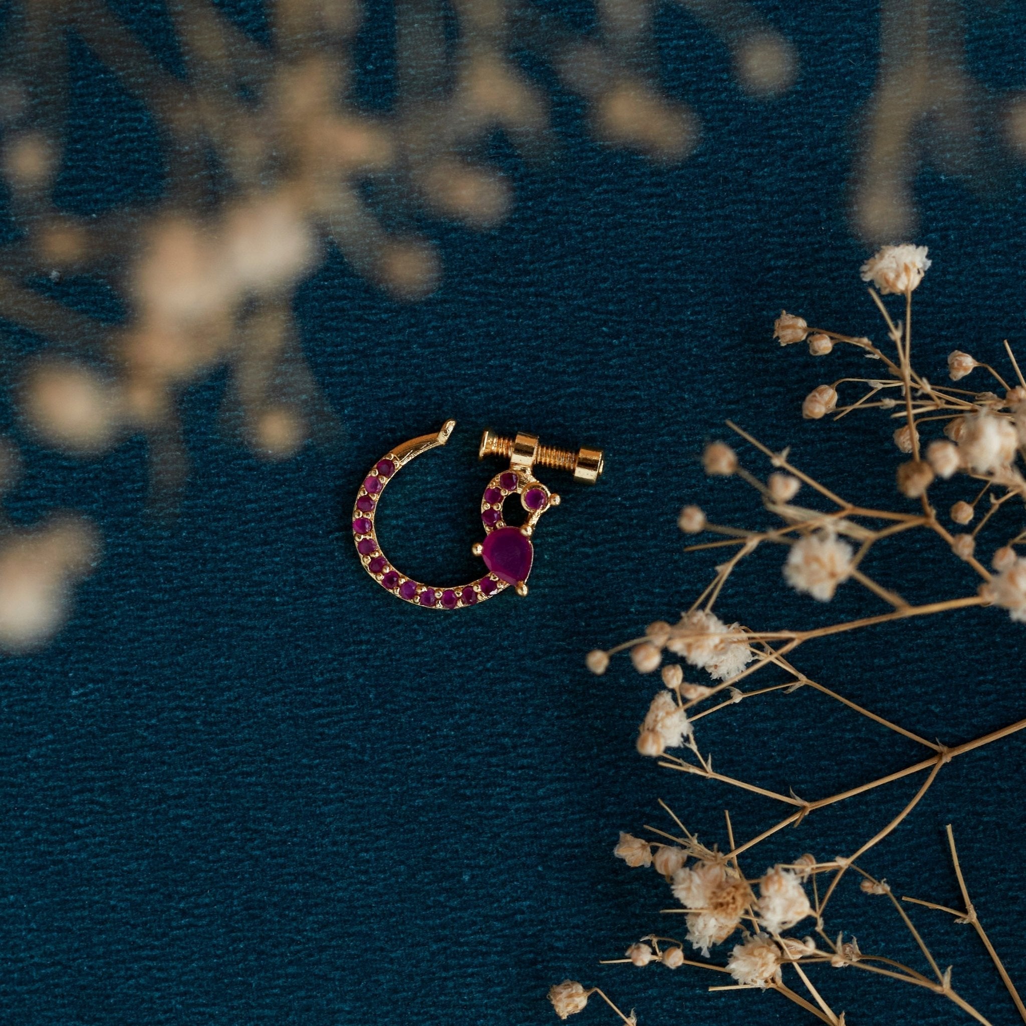 Imperial Bird-shaped Gold Plated Screw Nose Pin