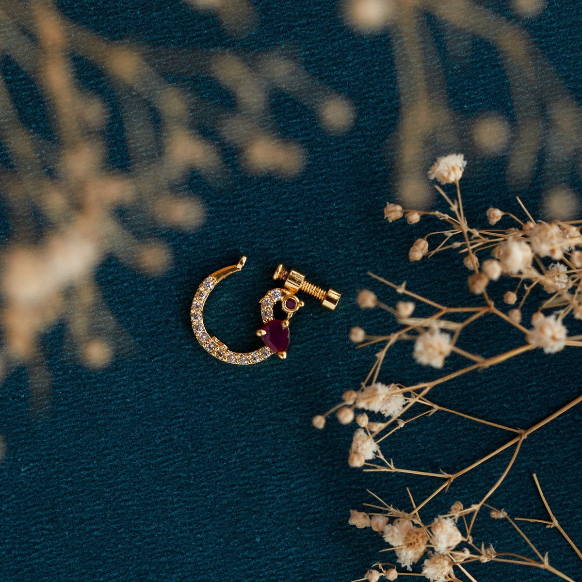Imperial Bird-shaped Gold Plated Screw Nose Pin