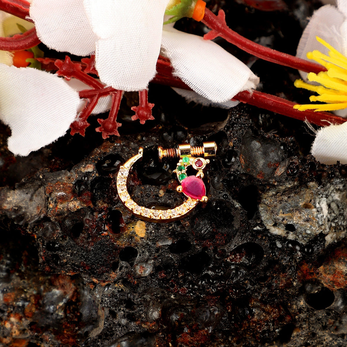 Imperial Bird-shaped Gold Plated Screw Nose Pin