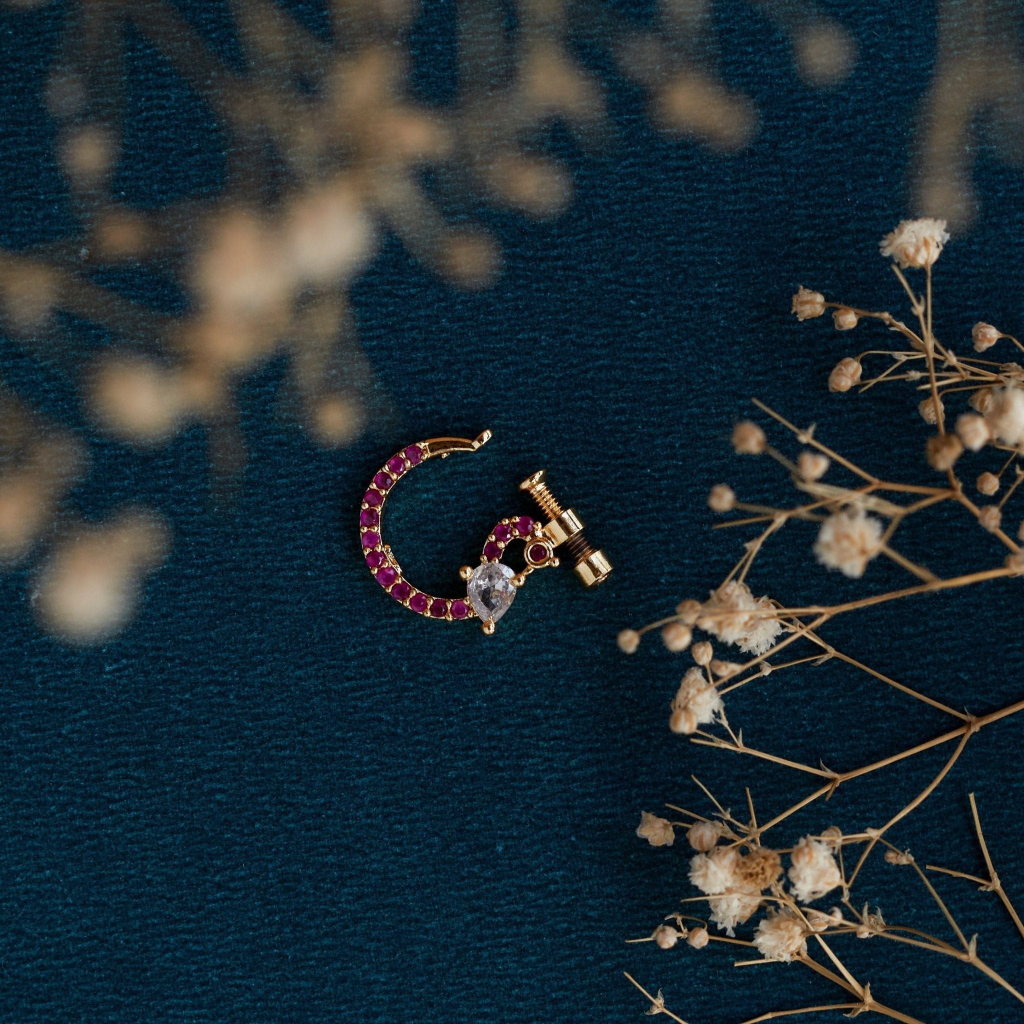 Imperial Bird-shaped Gold Plated Screw Nose Pin