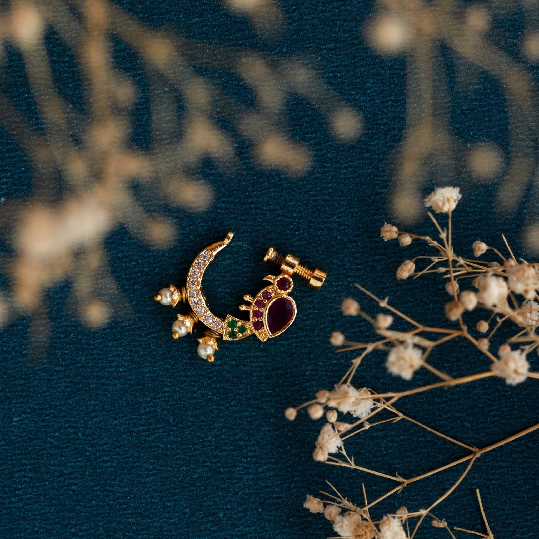 Imperial Bird-shaped Gold Plated Screw Nose Pin