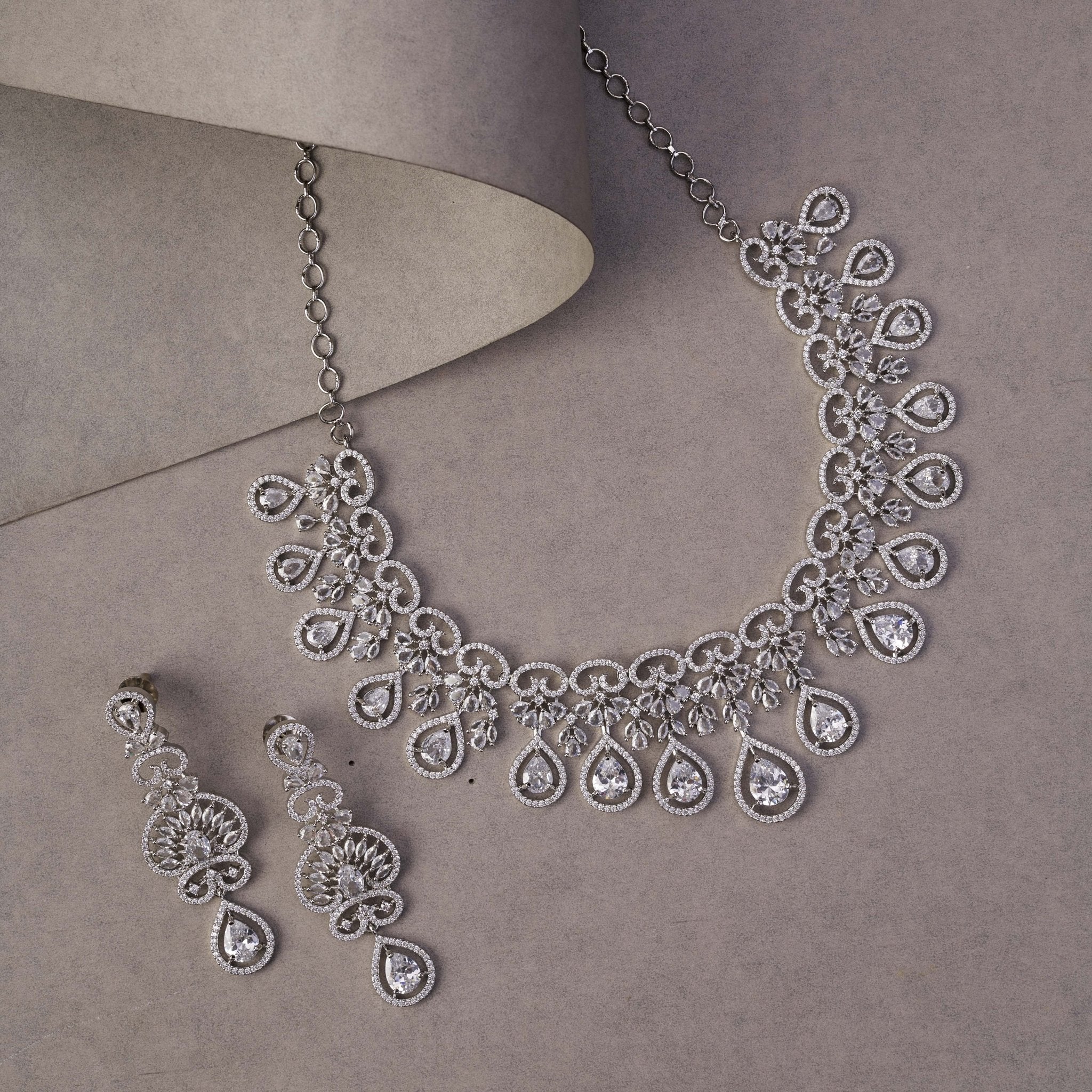 Intricate Royal Rhodium Plated Necklace Set
