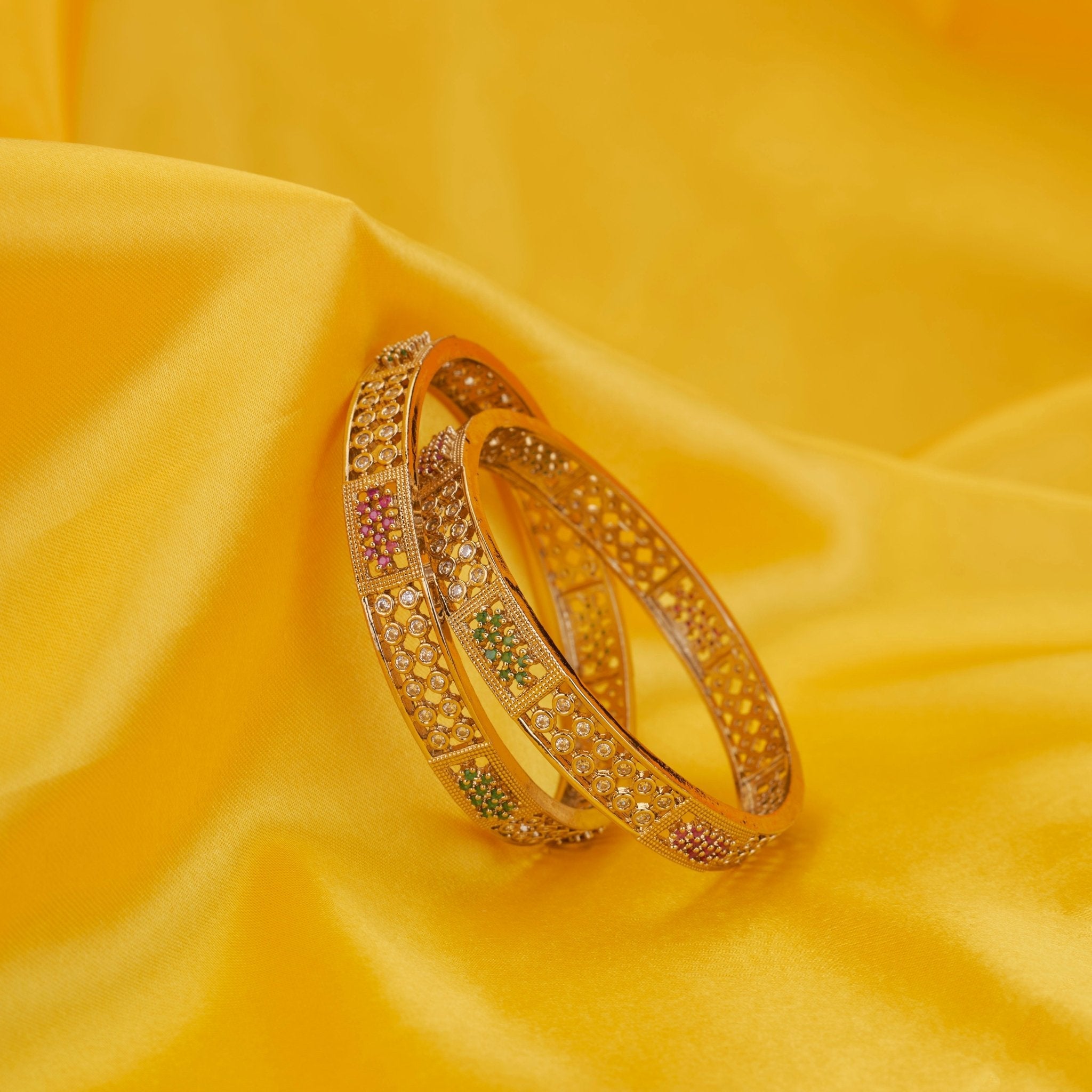 Moonlace Band Mehendi Plated Bangle
