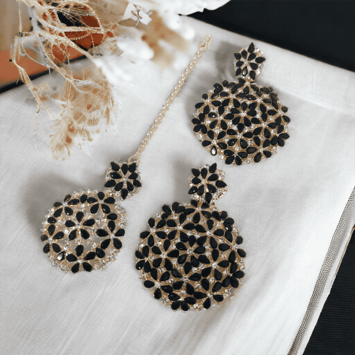 Radiant Earring With Tika Combo