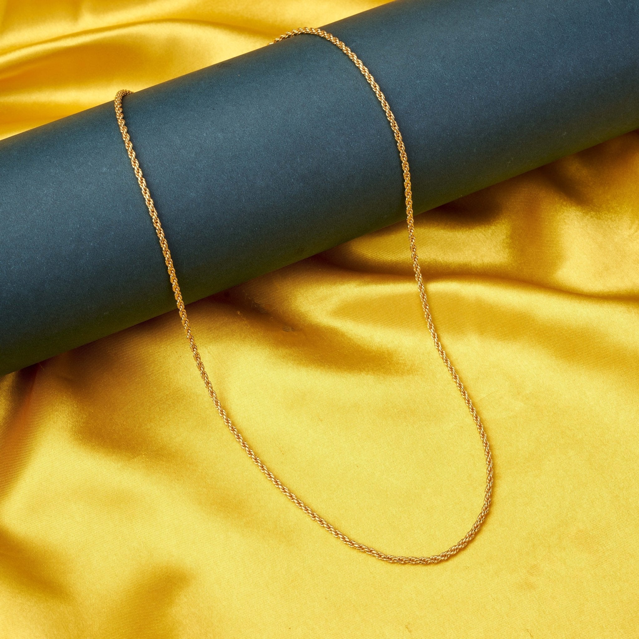 Refined Gold-Plated Sleek Chain