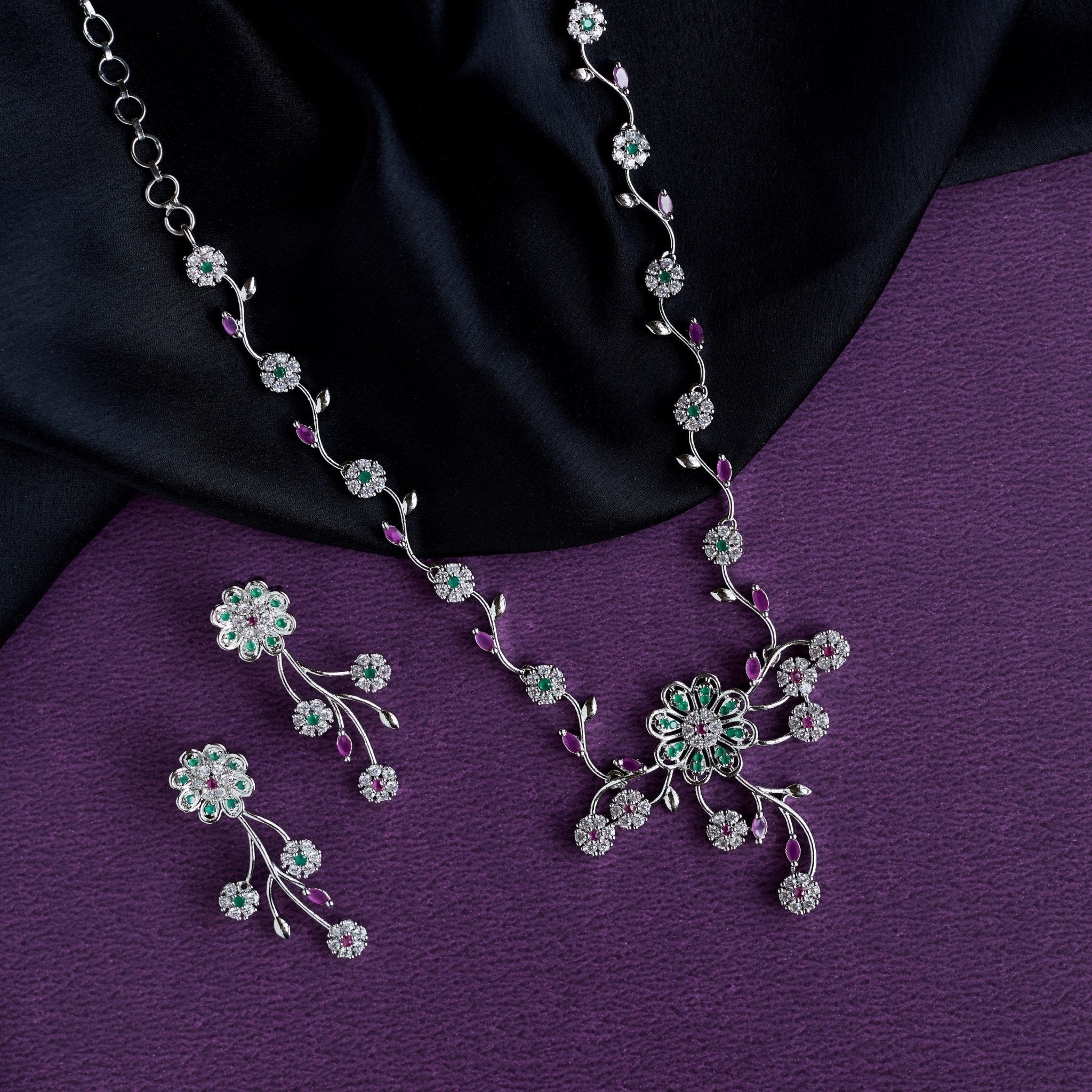 Regalia Blend Necklace