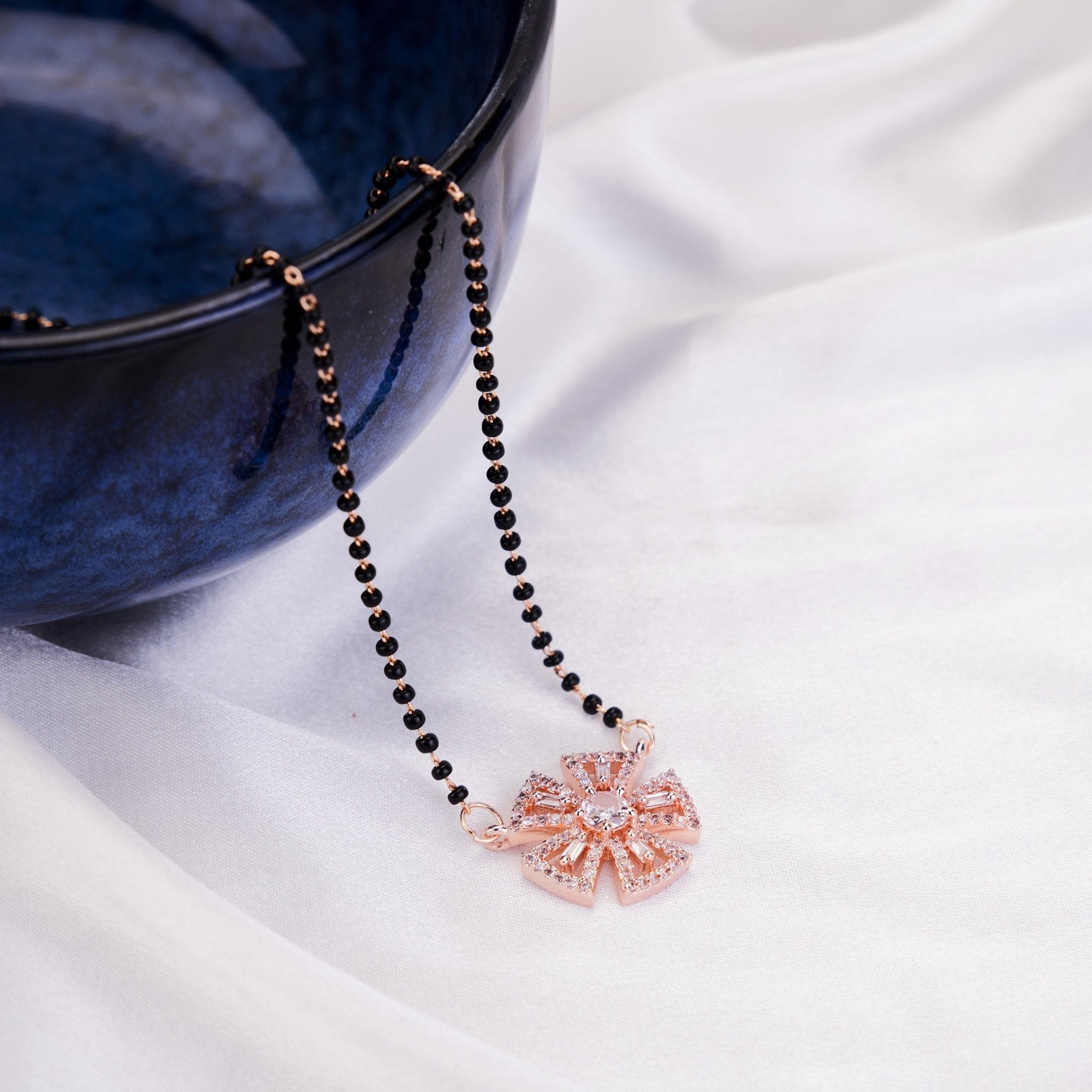 Rosette Eternity Mangalsutra