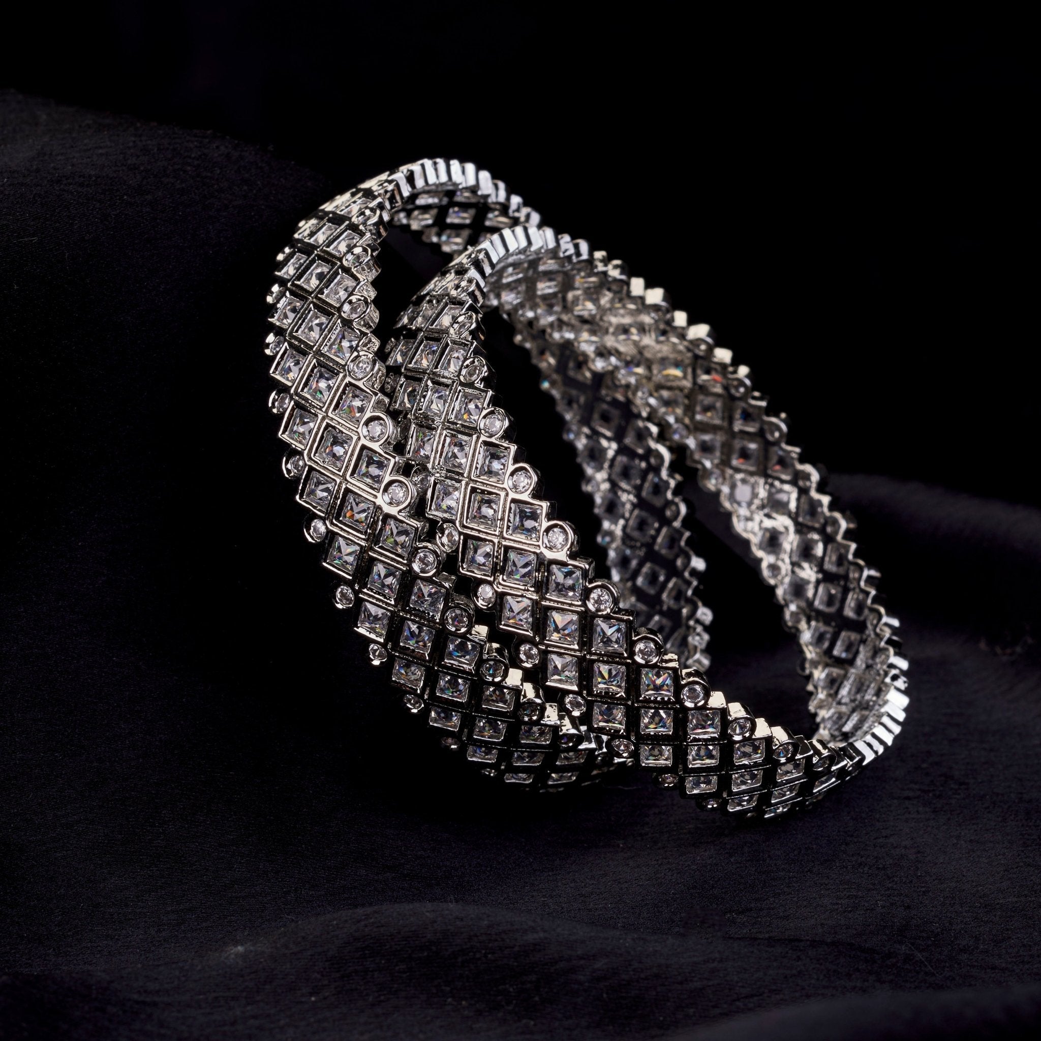 Suvarna Rekha Rhodium Plated Bangles
