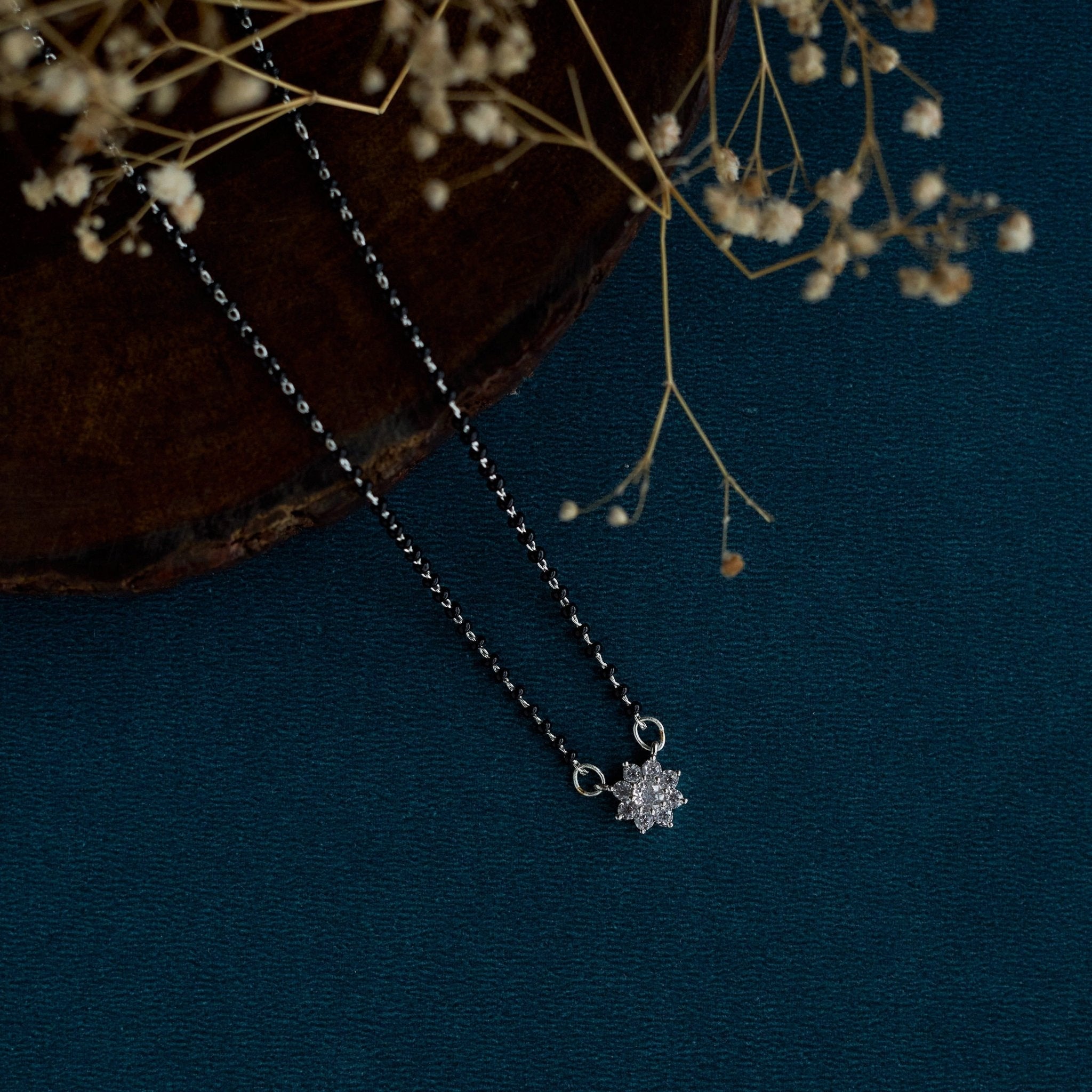 Veil of Aurora Mangalsutra